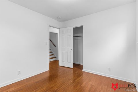 Tiny photo for 713 Leland Street, Flint City, MI 48507 (MLS # 20261016130)