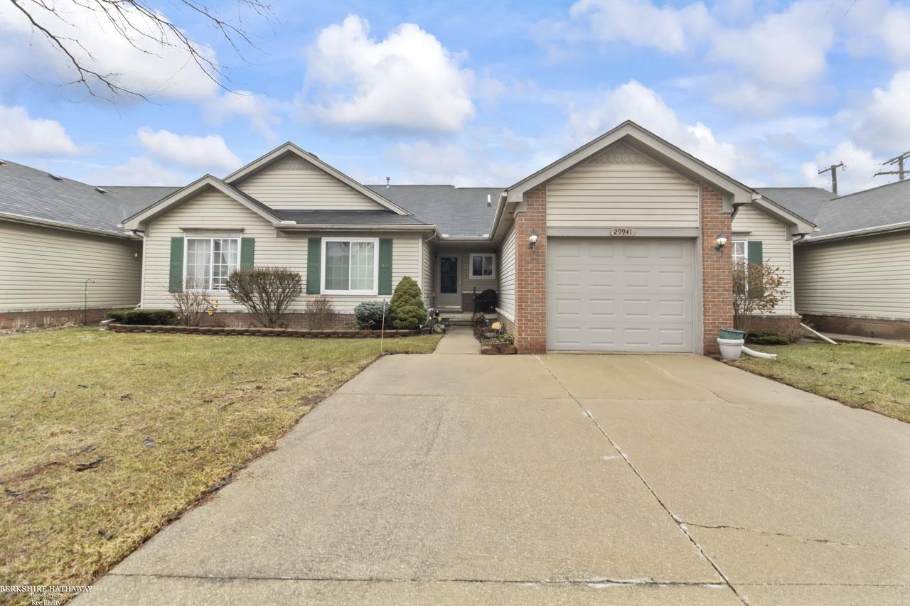 29941 Kenwood Court