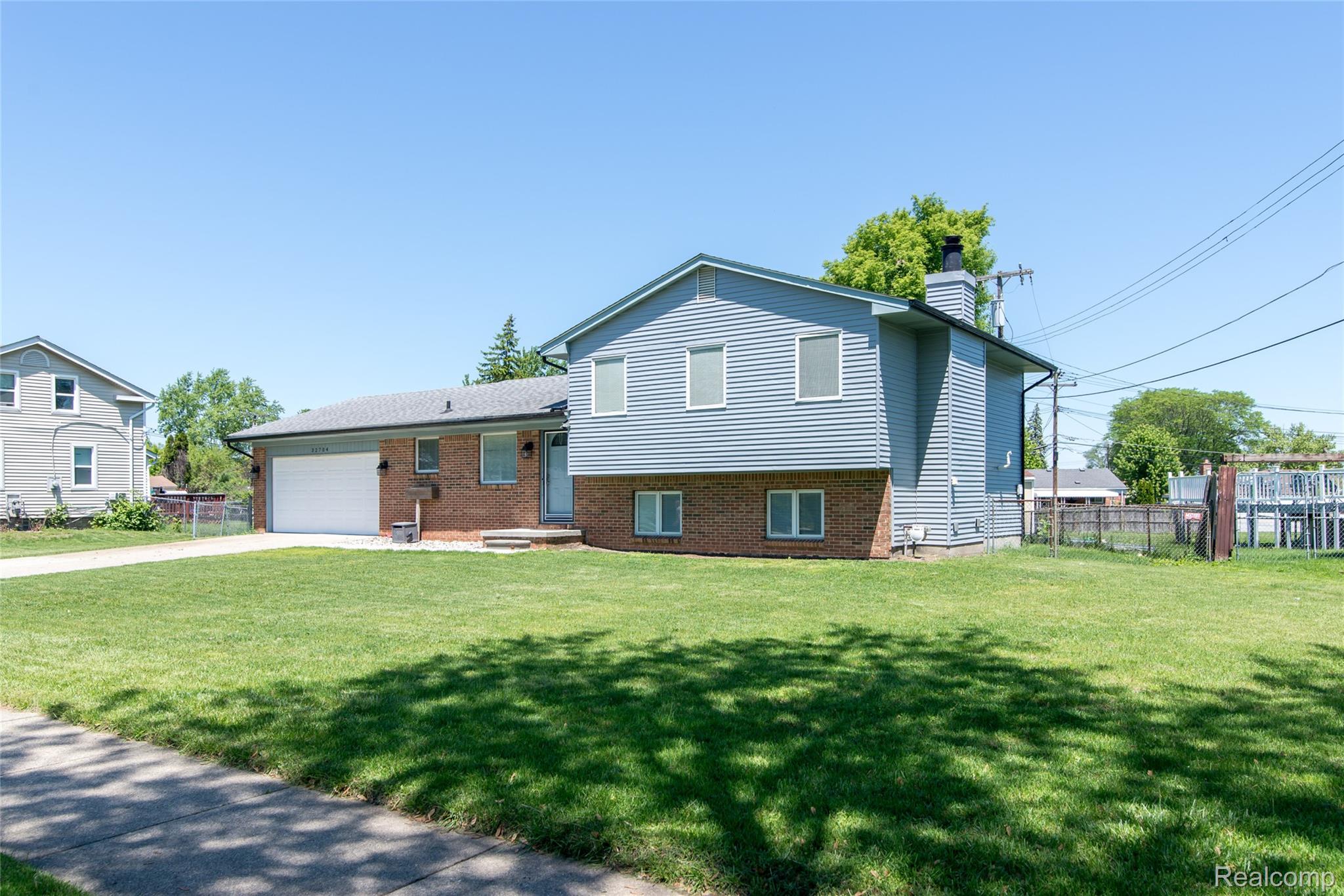 32704 Ann Arbor Trail