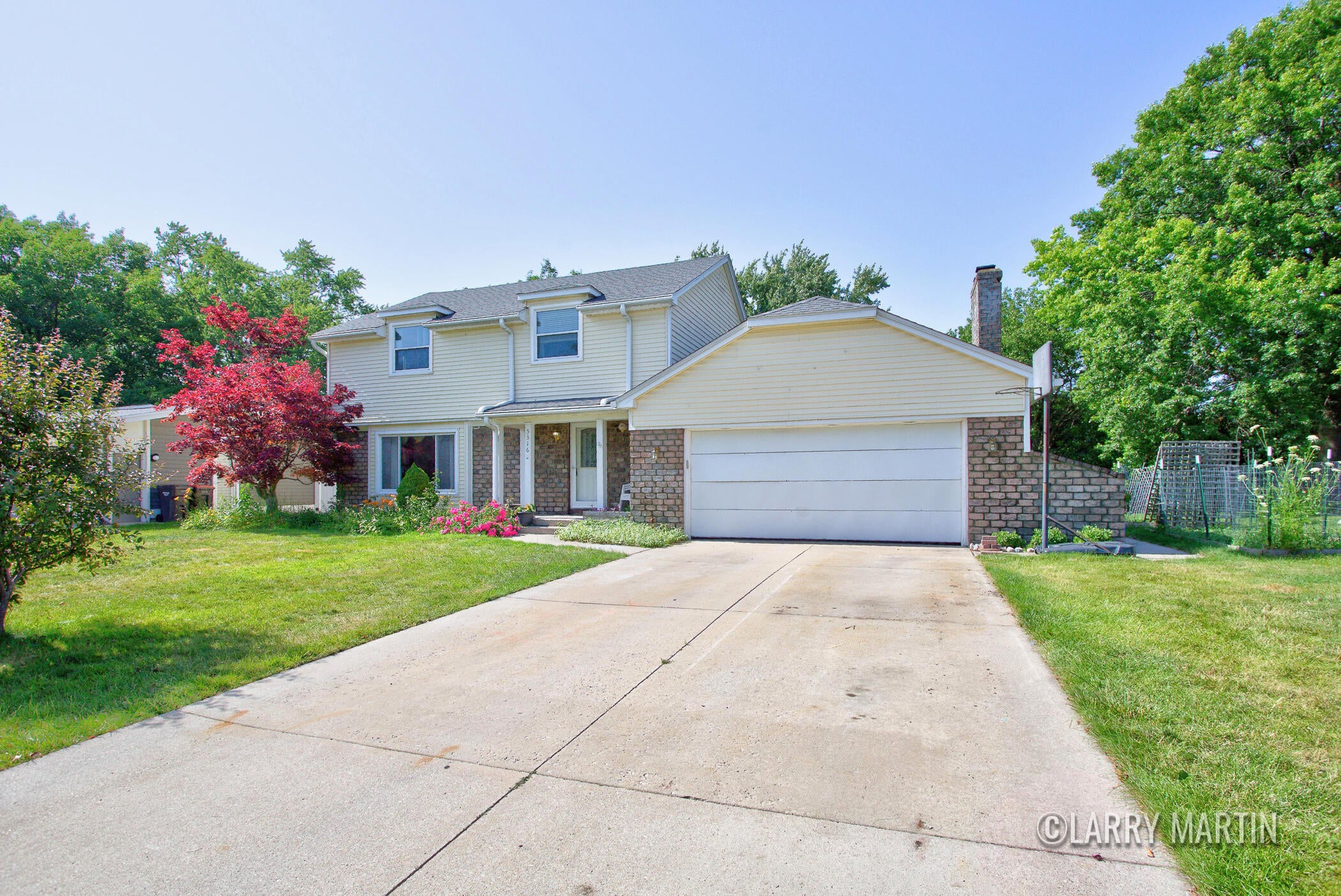 5316 Queensbury Drive SE