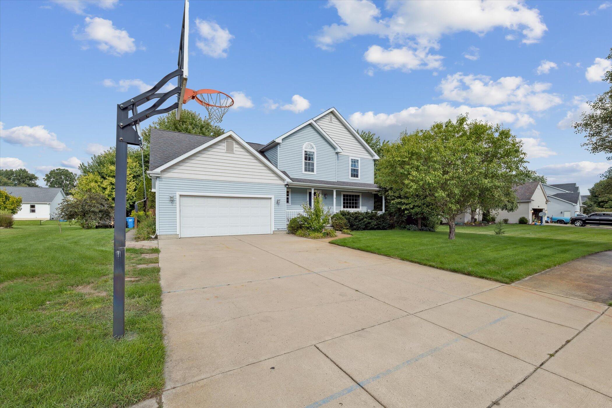 959 Menominee Drive