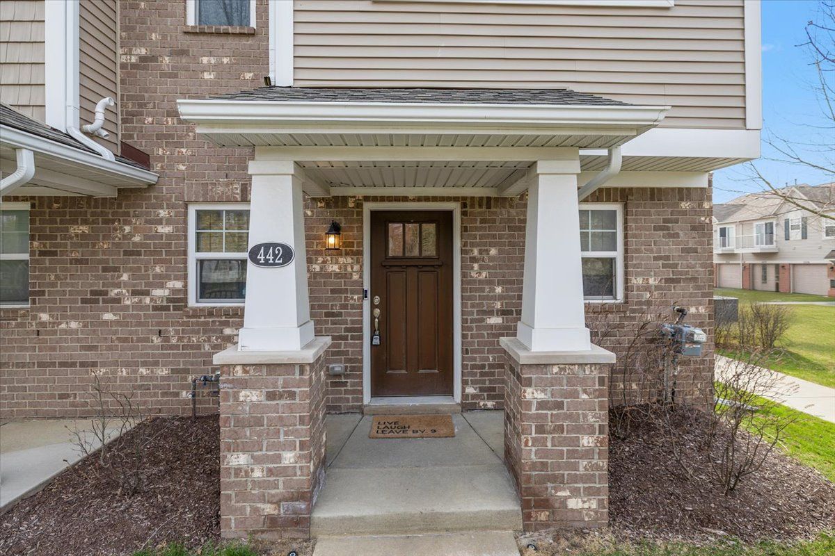 442 N WIXOM Road