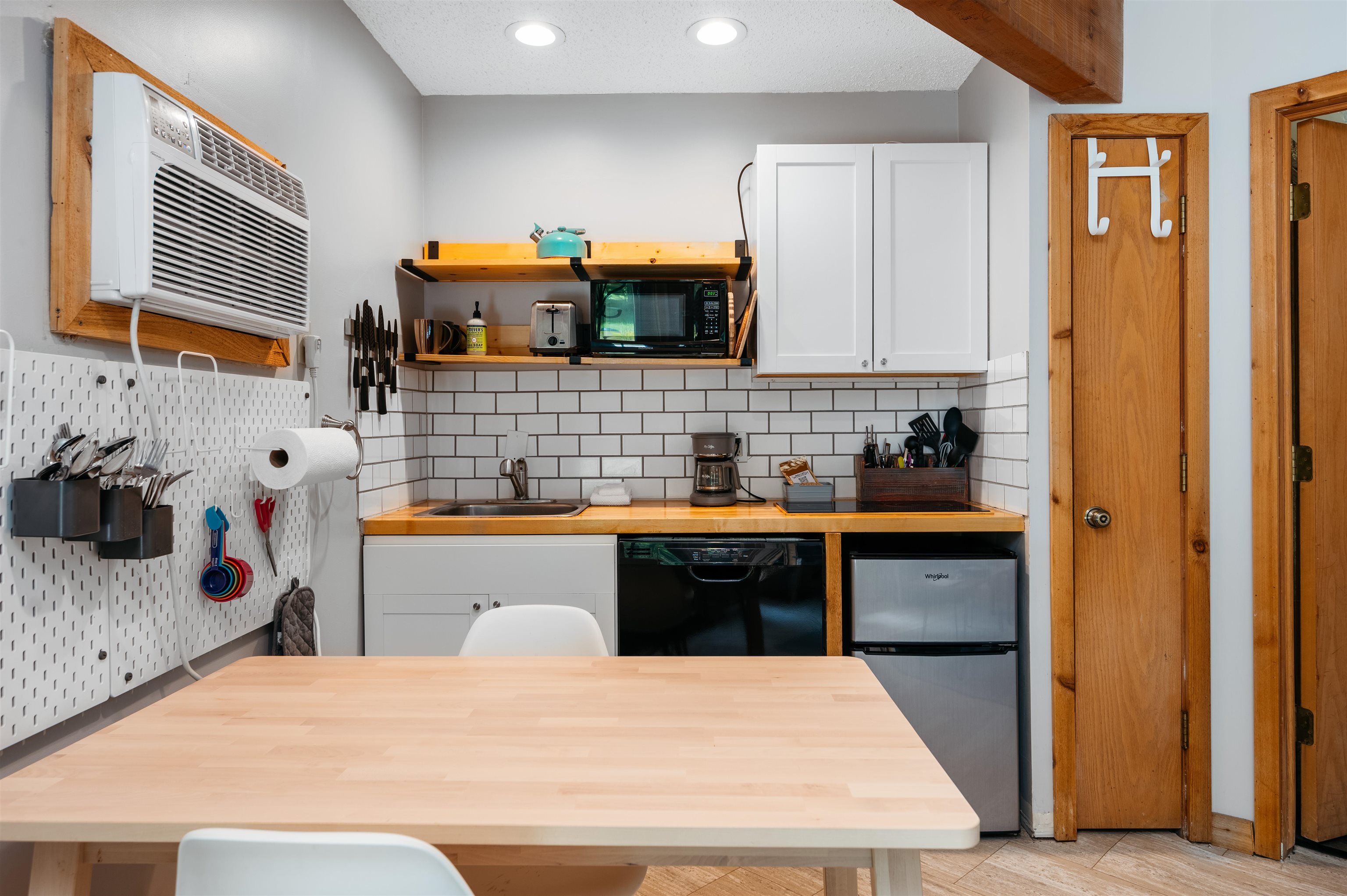 6687 Schuss Mountain Lane