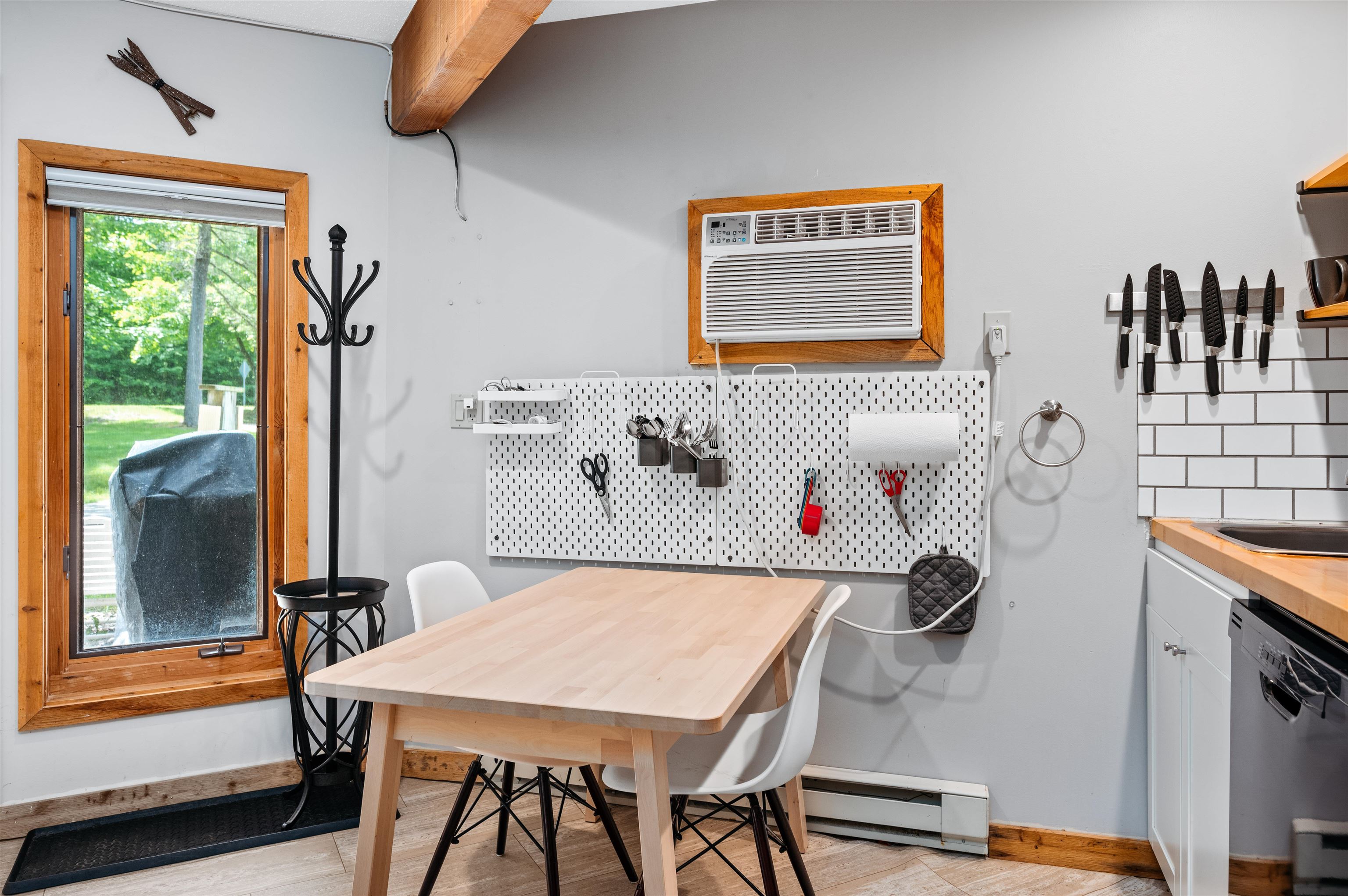 6687 Schuss Mountain Lane