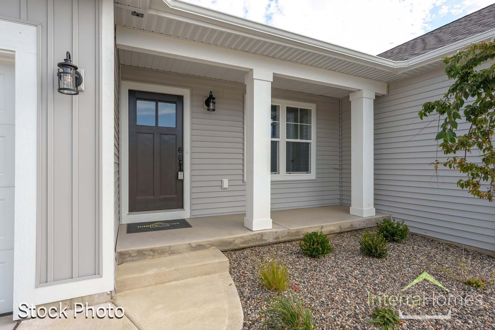 1595 N Village Circle