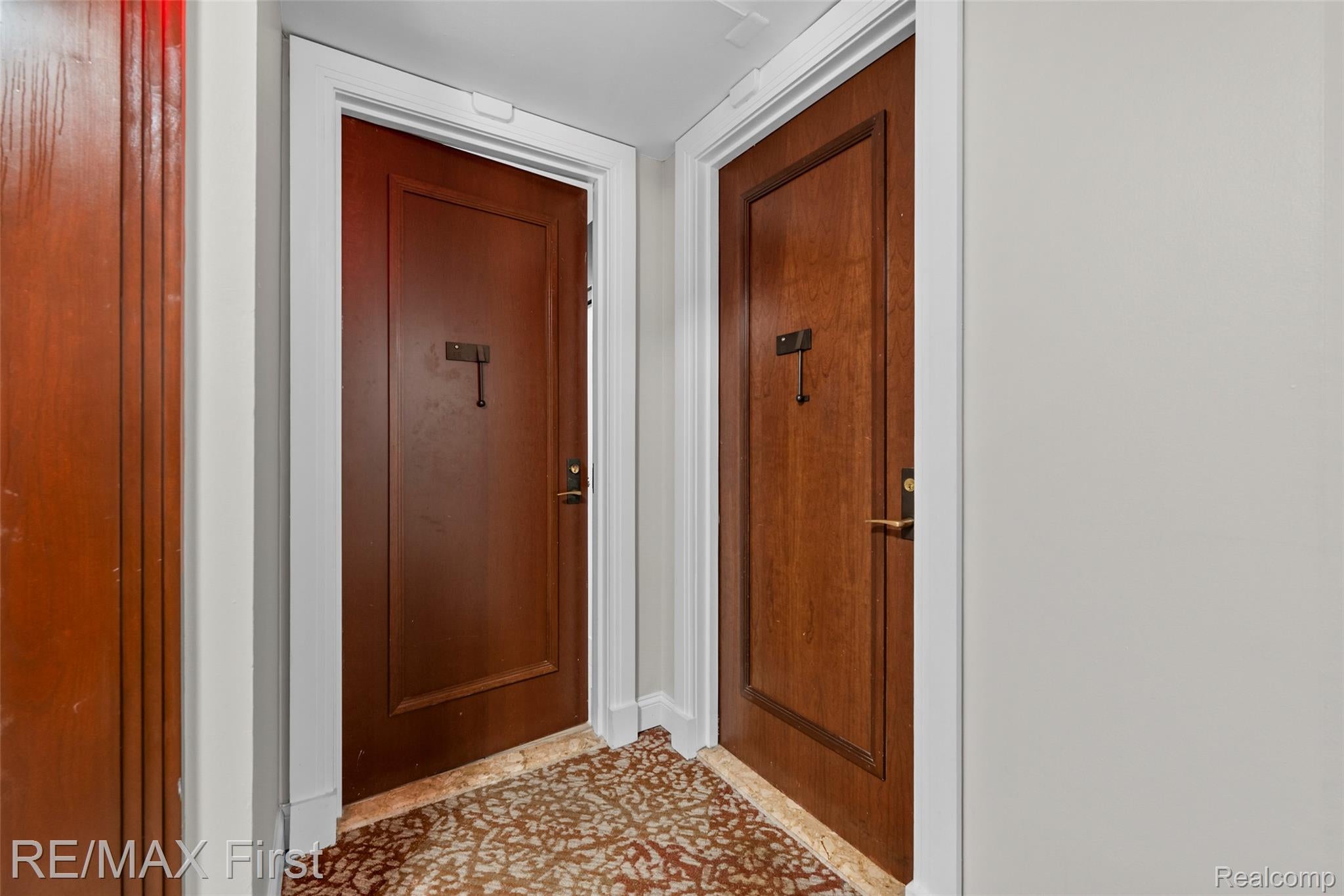 1001 W Jefferson Avenue 6B