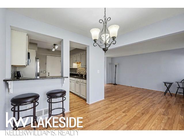 1568 Brentwood Drive