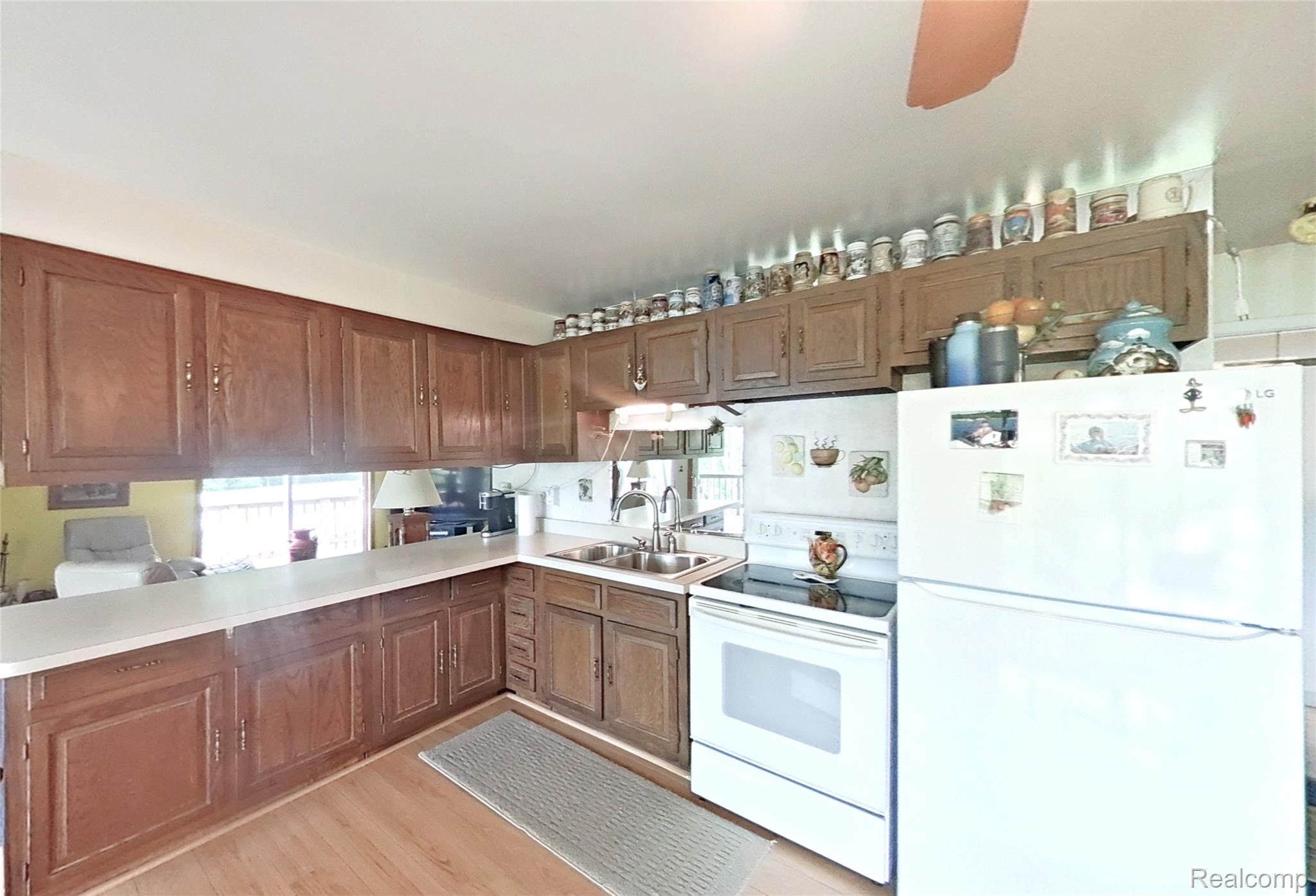 8700 Hillsdale Drive