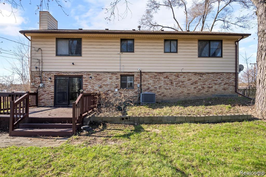 20100 Wick Road