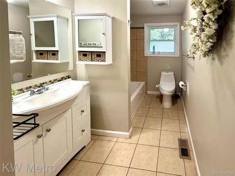 Tiny photo for 5036 Beecher Road, Flint Charter Township, MI 48532 (MLS # 20261021817)