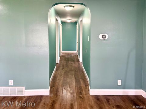 Tiny photo for 5036 Beecher Road, Flint Charter Township, MI 48532 (MLS # 20261021817)