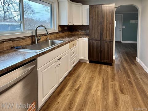 Tiny photo for 5036 Beecher Road, Flint Charter Township, MI 48532 (MLS # 20261021817)