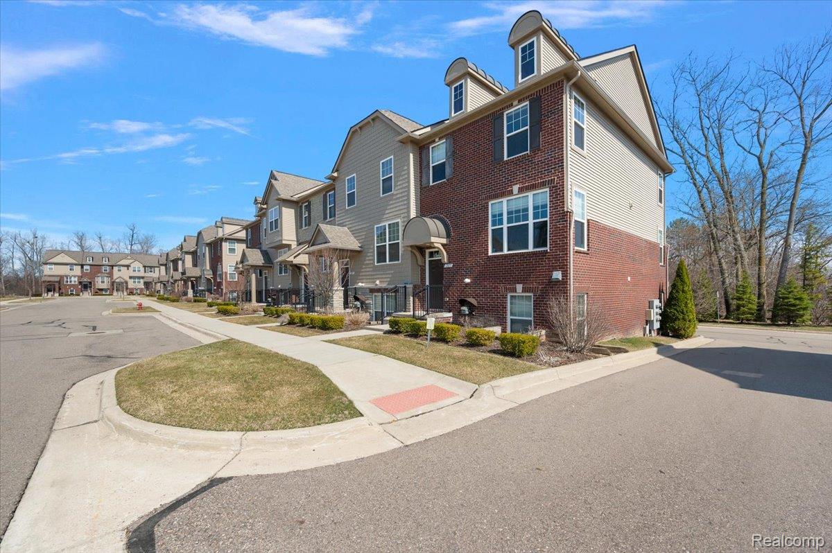 2877 Hartwick Drive