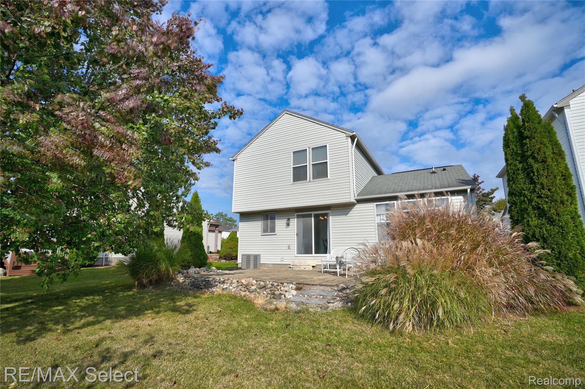 5199 Meadow Crest Circle