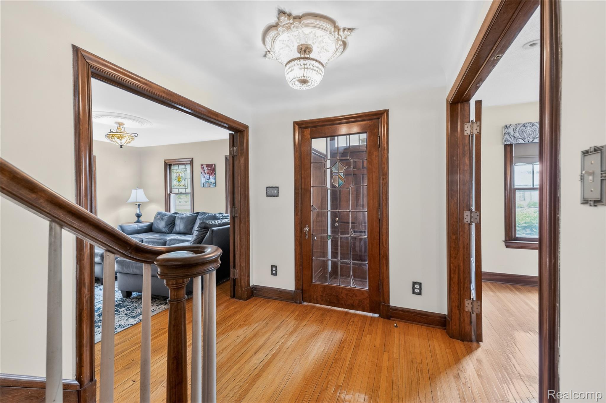120 Superior Boulevard