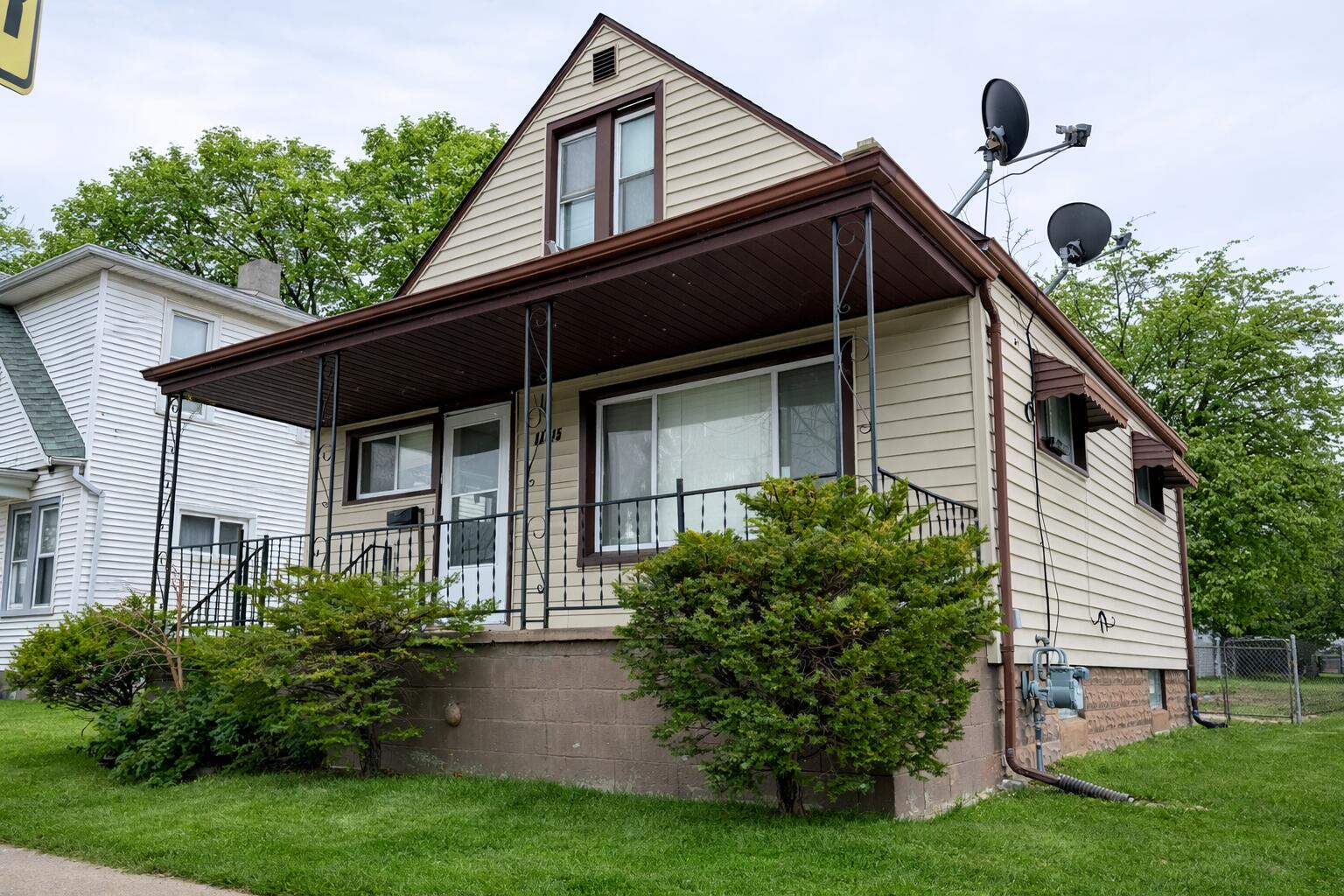 14415 Lithgow Street