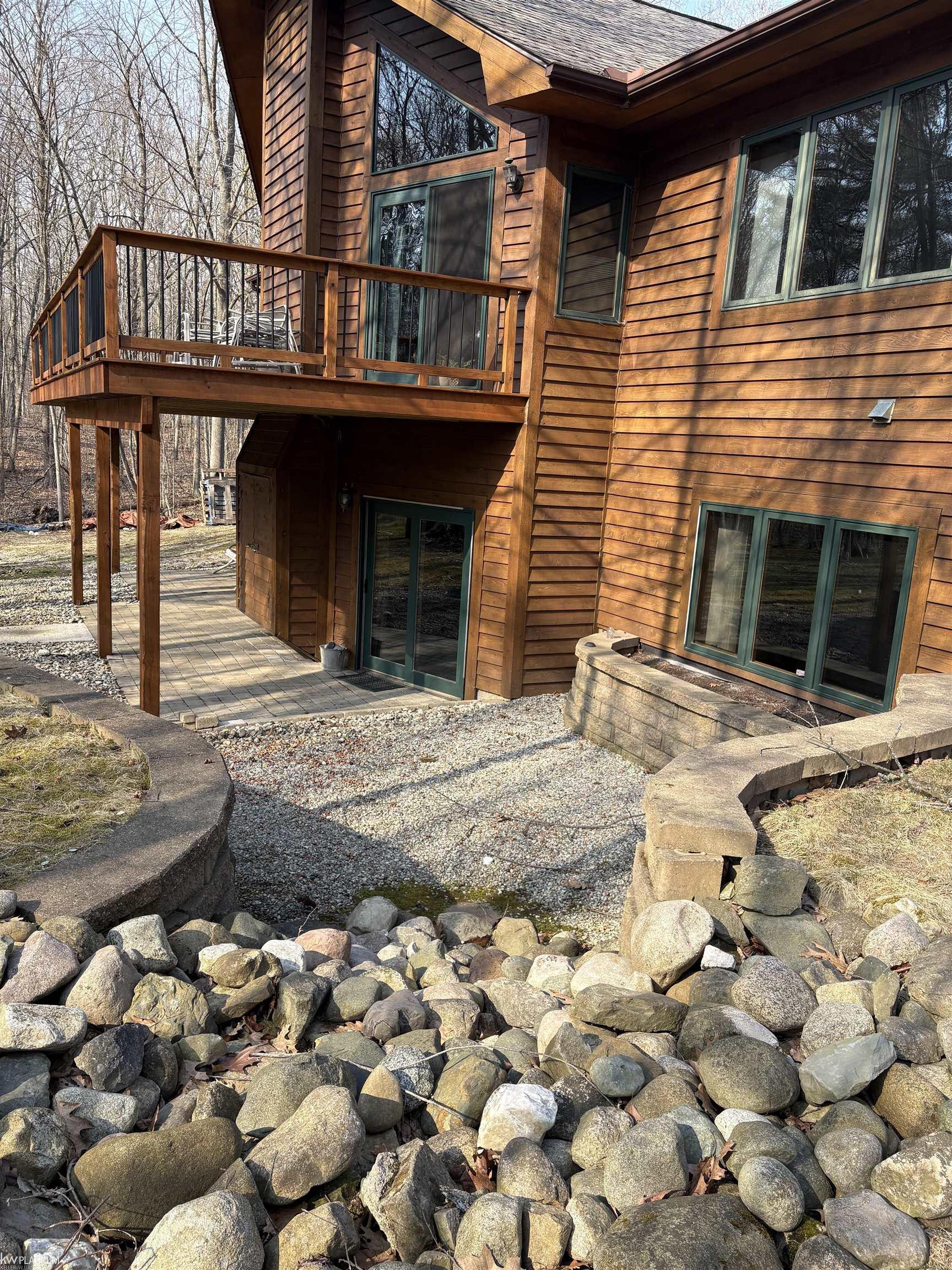 5575 River Ridge Trail