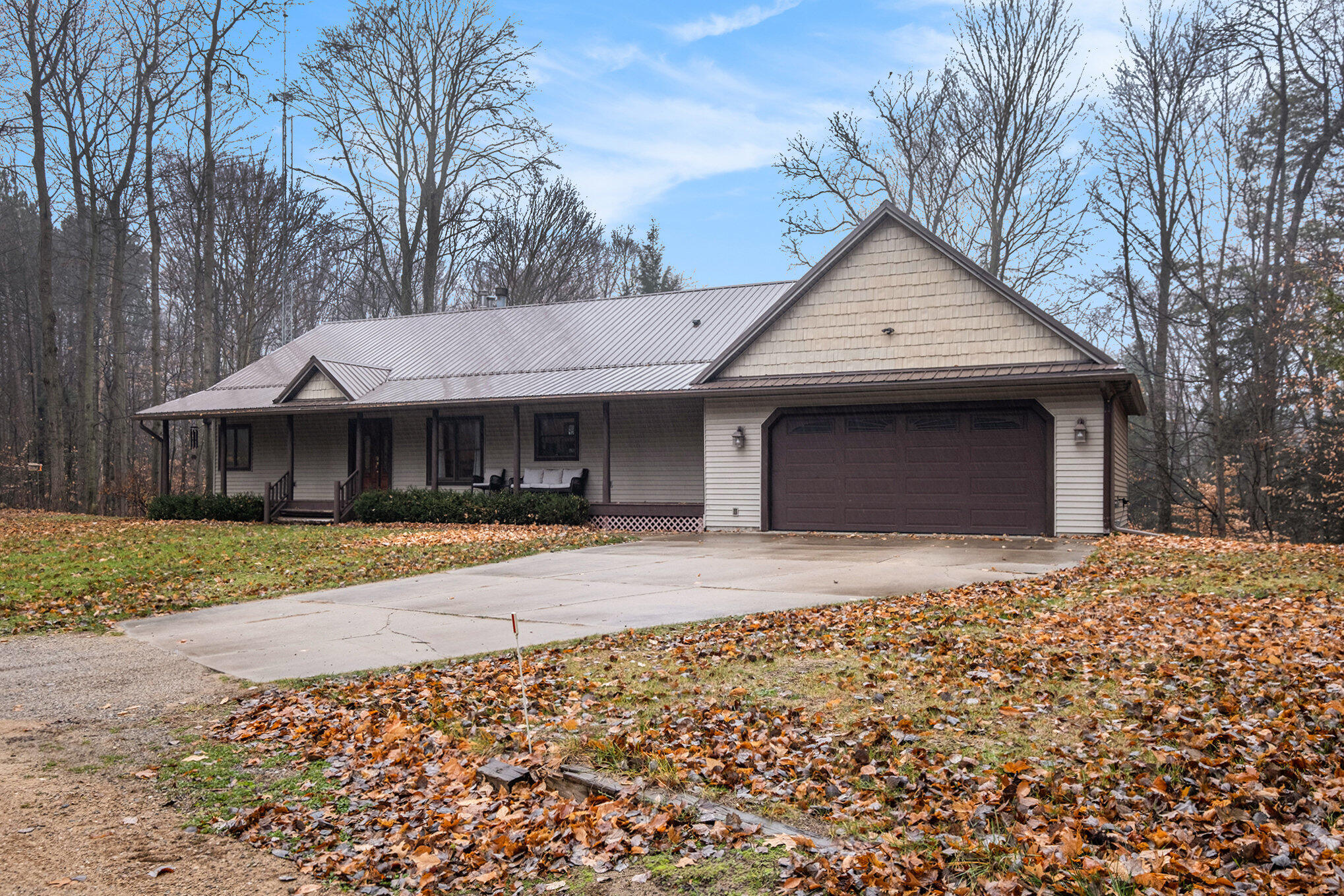 4581 Maple Island Road