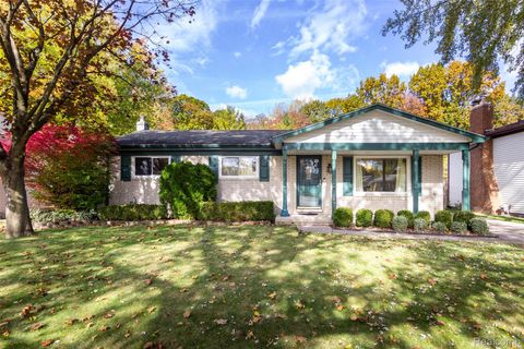 14603 Cornell Drive Sterling Heights City MI 48313