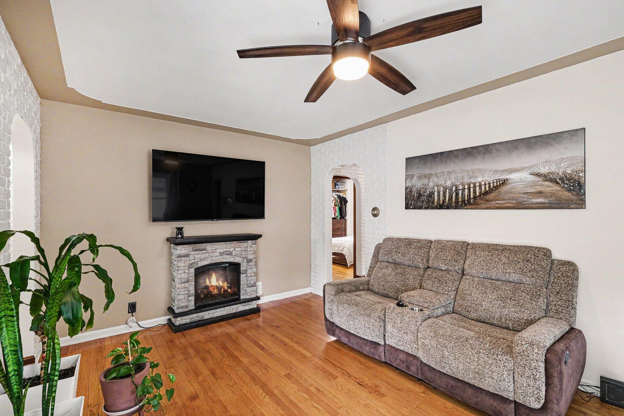 3438 Byron Center Avenue SW
