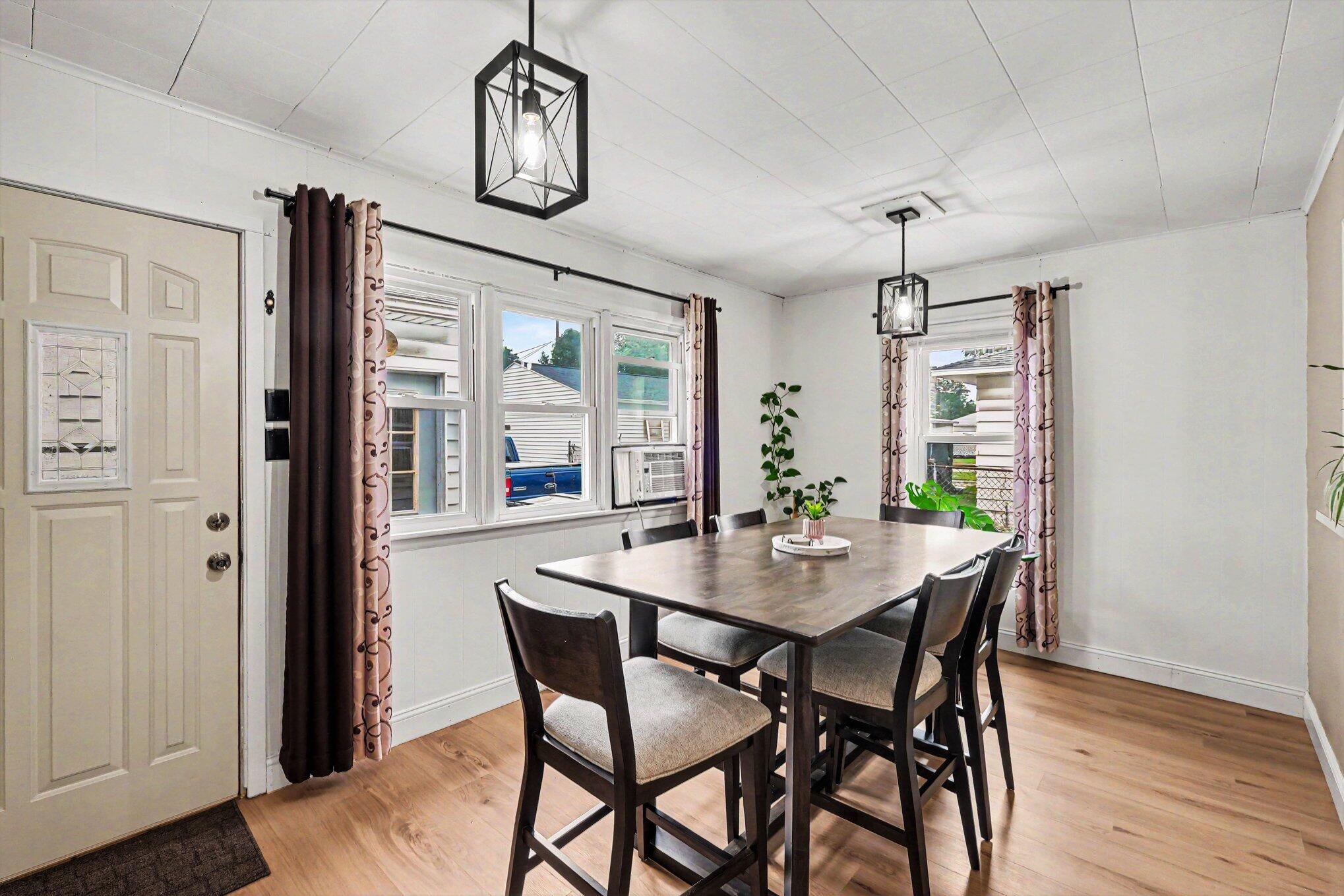 3438 Byron Center Avenue SW