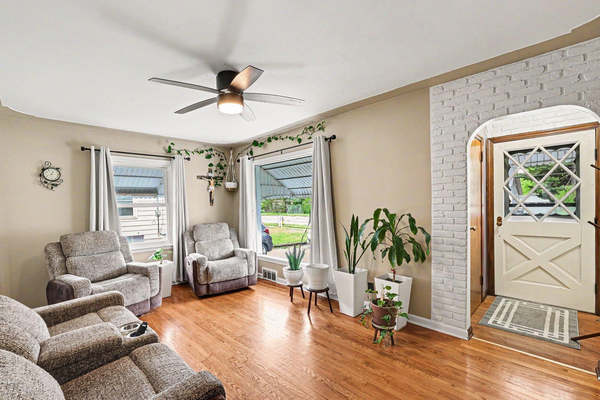 3438 Byron Center Avenue SW