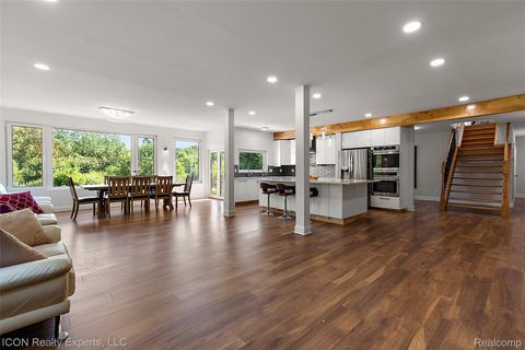 6727 Napier Road Salem Township MI 48170