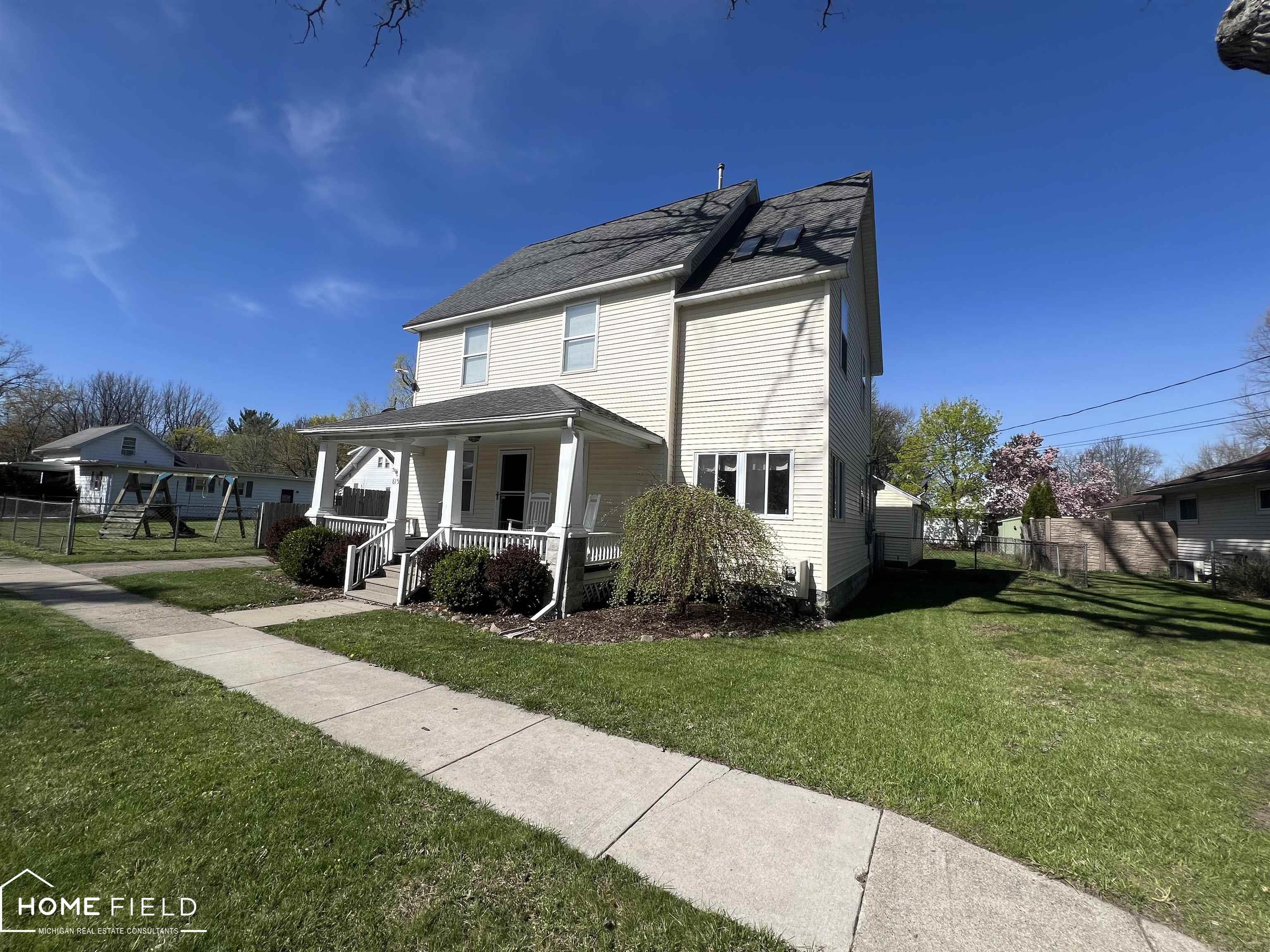 815 Summit Street