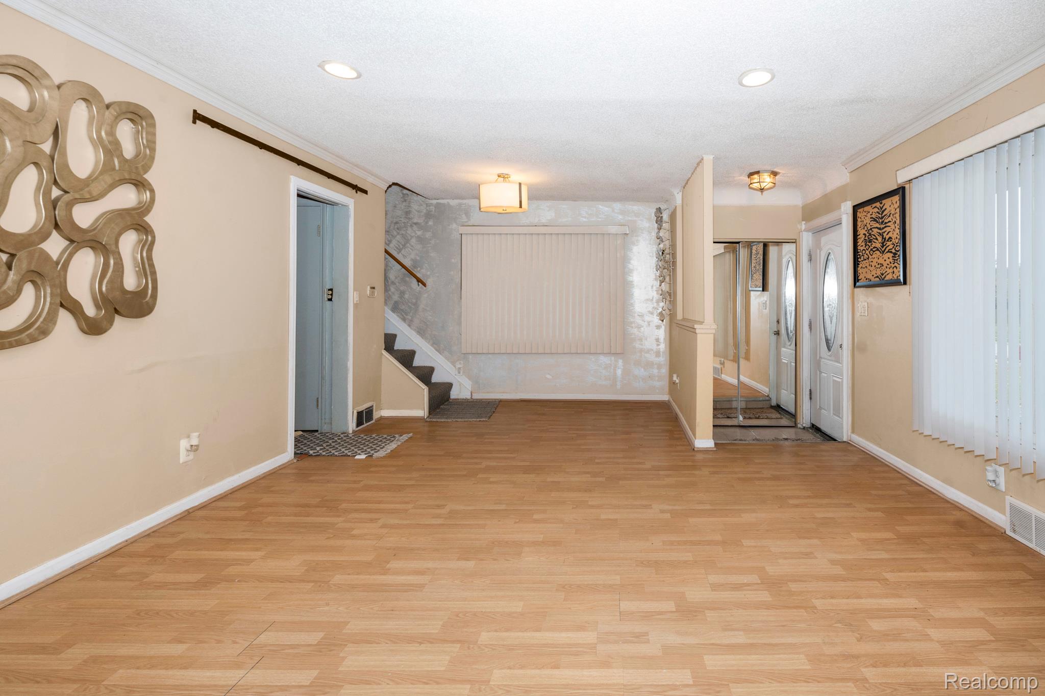 29249 Everett Street