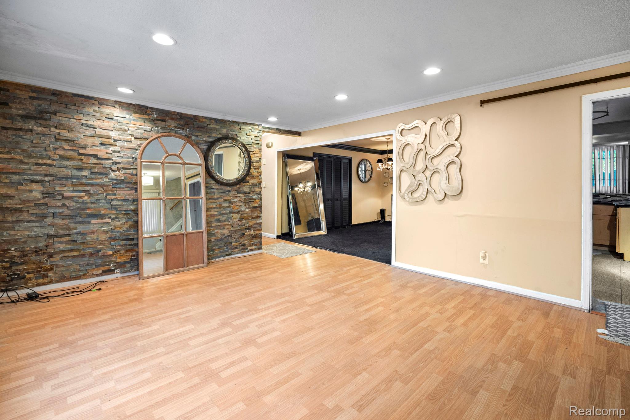 29249 Everett Street