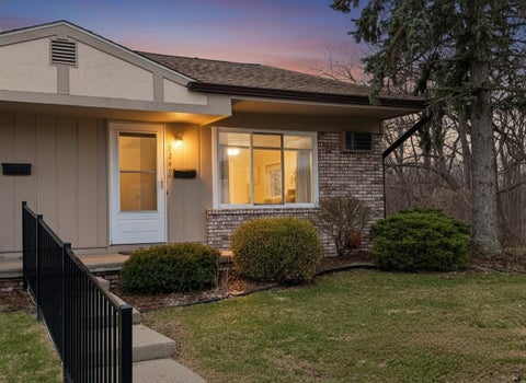 Tiny photo for 25225 Potomac Drive #8, South Lyon City, MI 48178 (MLS # 81026052538)