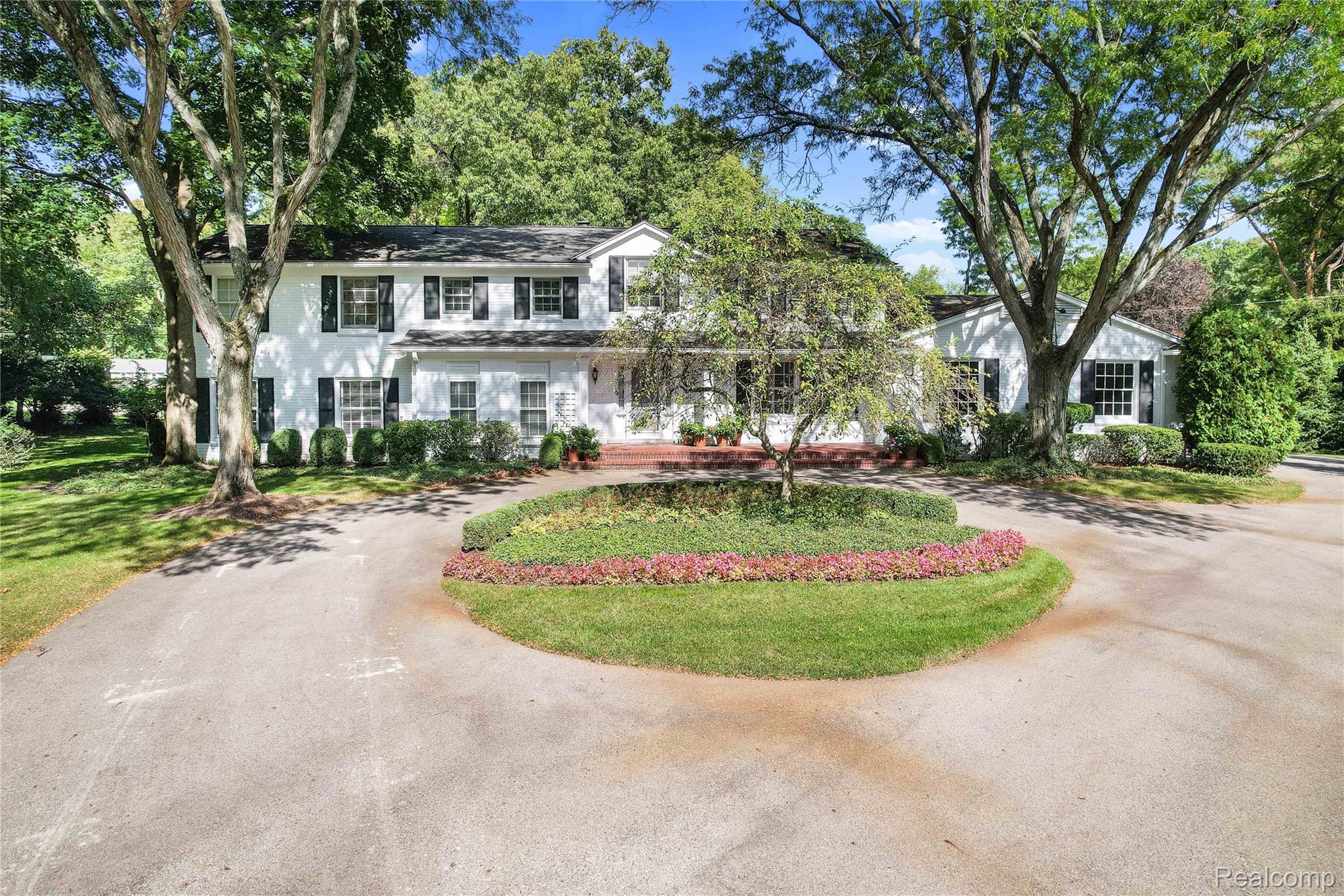 27220 Willowgreen Court