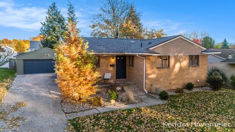 1666 Carlton Avenue NE Grand Rapids City MI 49505