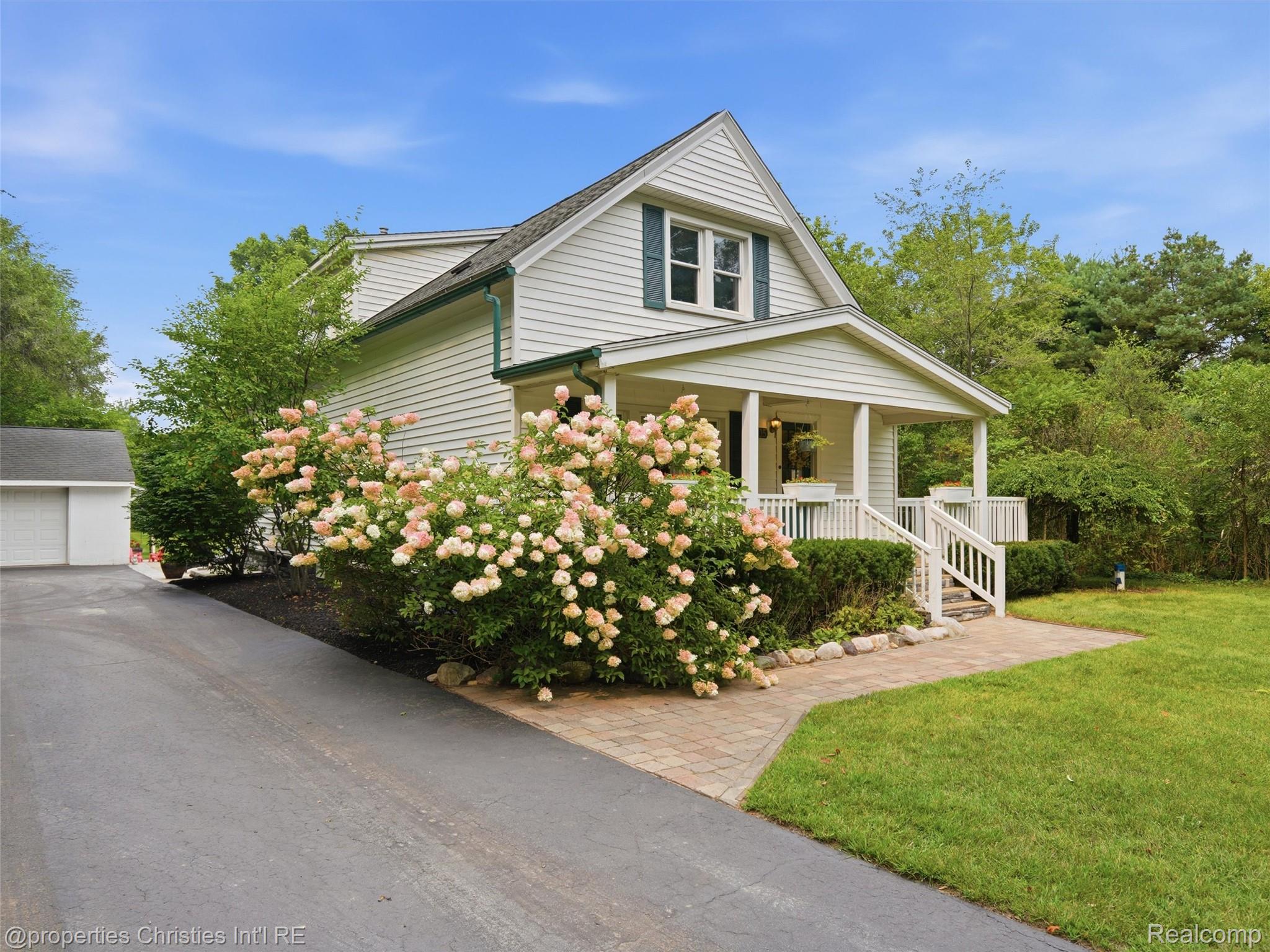 11705 Larkins Road