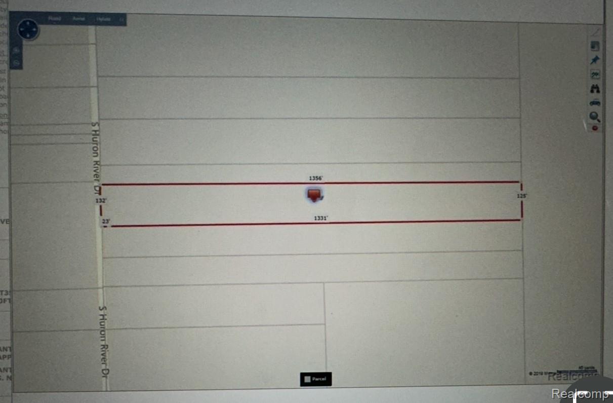 VL -  S HURON RIVER Drive