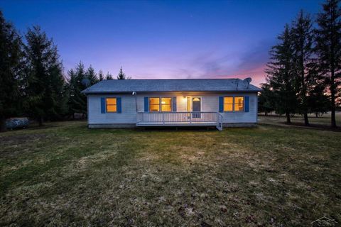 9280 N Lakeshore Road Port Austin Township MI 48467