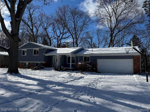 4138 Westover Drive West Bloomfield Charter Township MI 48323