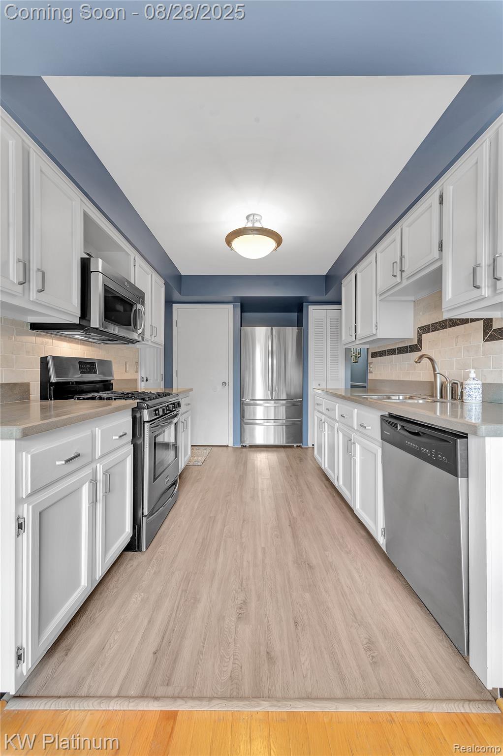 31799 Breezeway