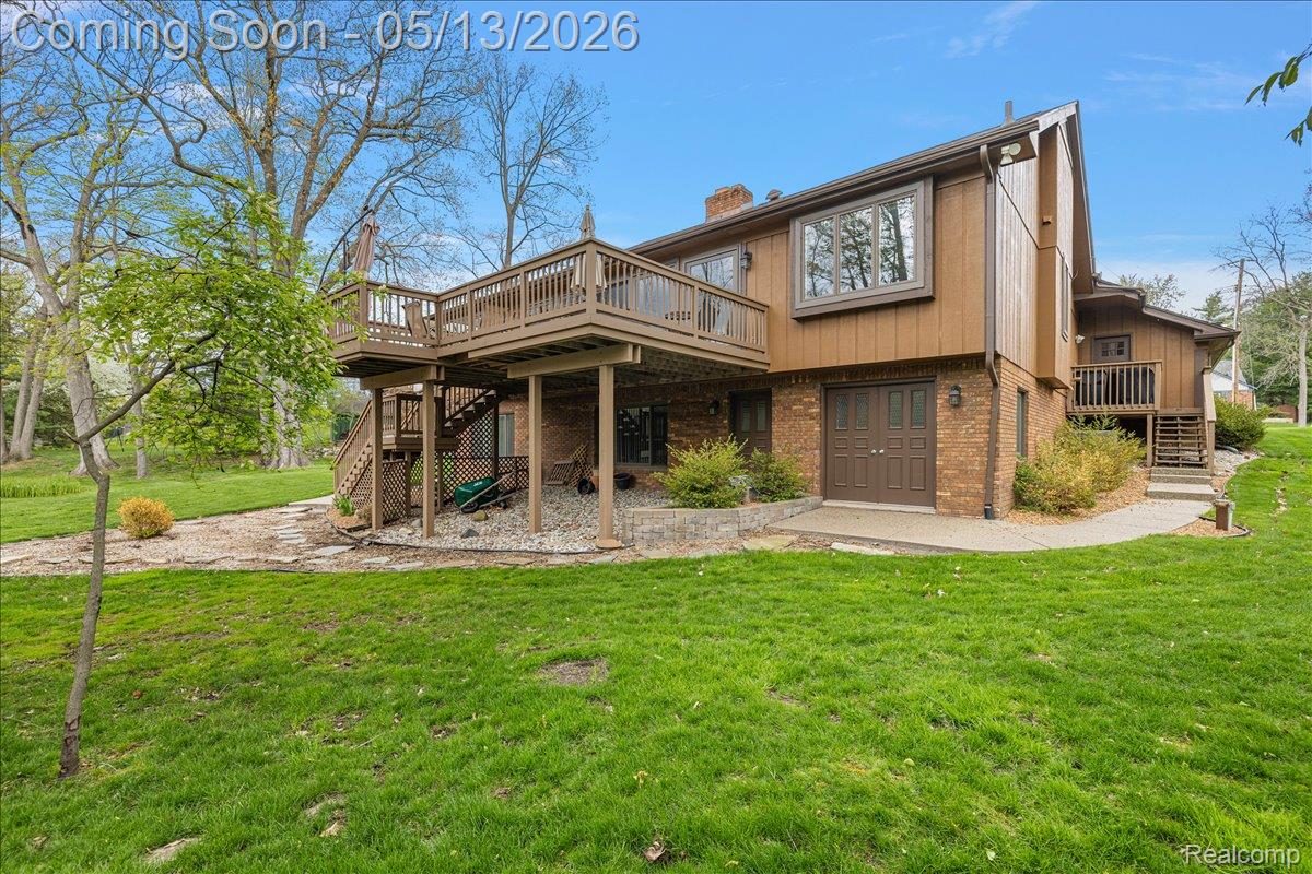 6773 Wellesley Terrace