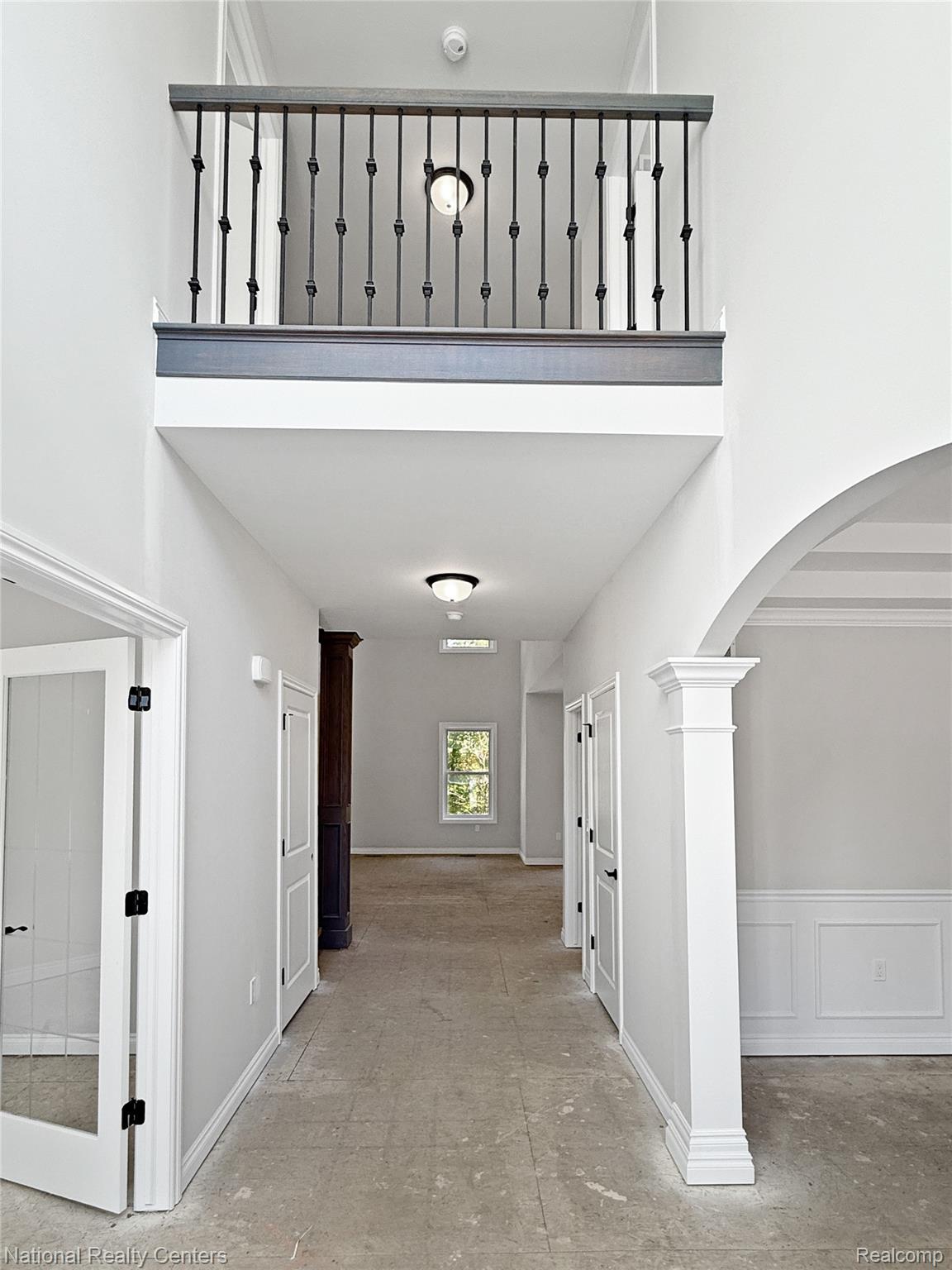 7118 Oak Ridge Court