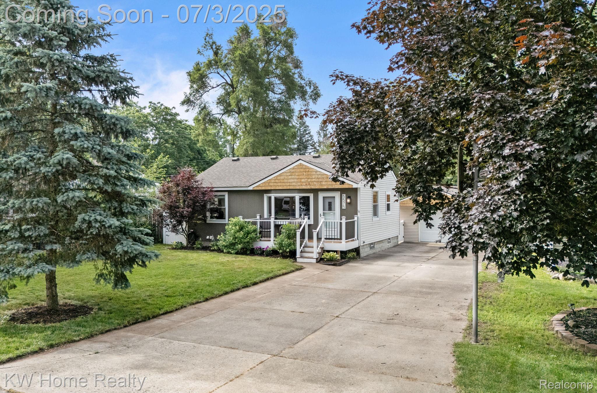 5575 Berkley Drive