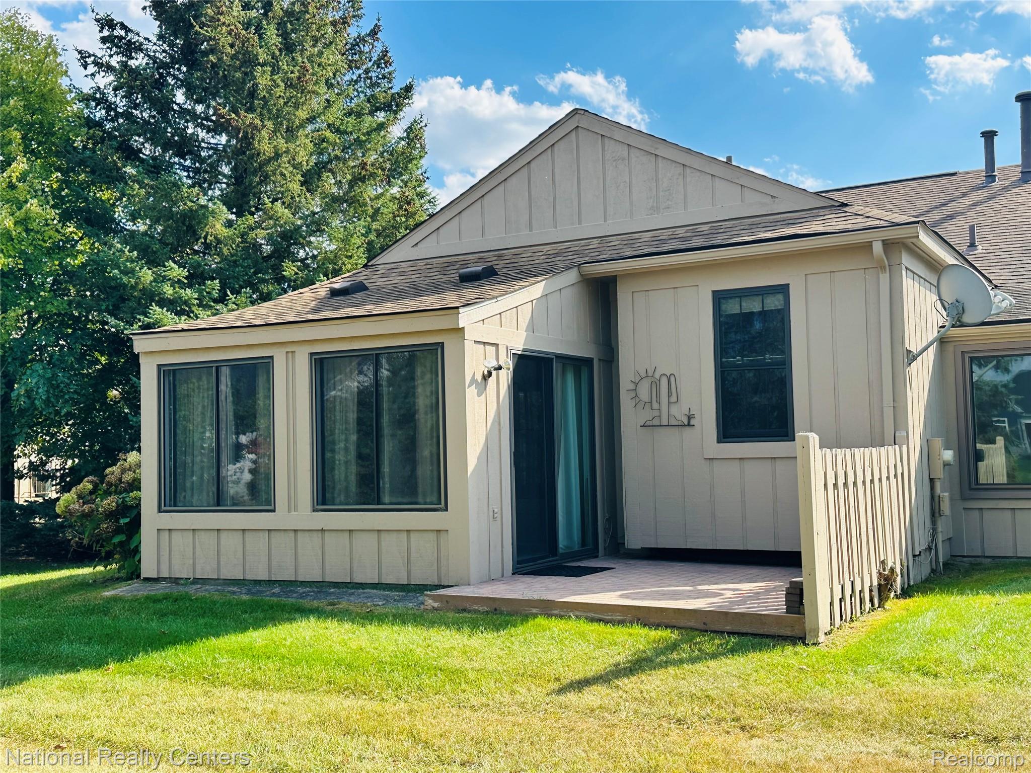 12421 Cambridge Boulevard 4