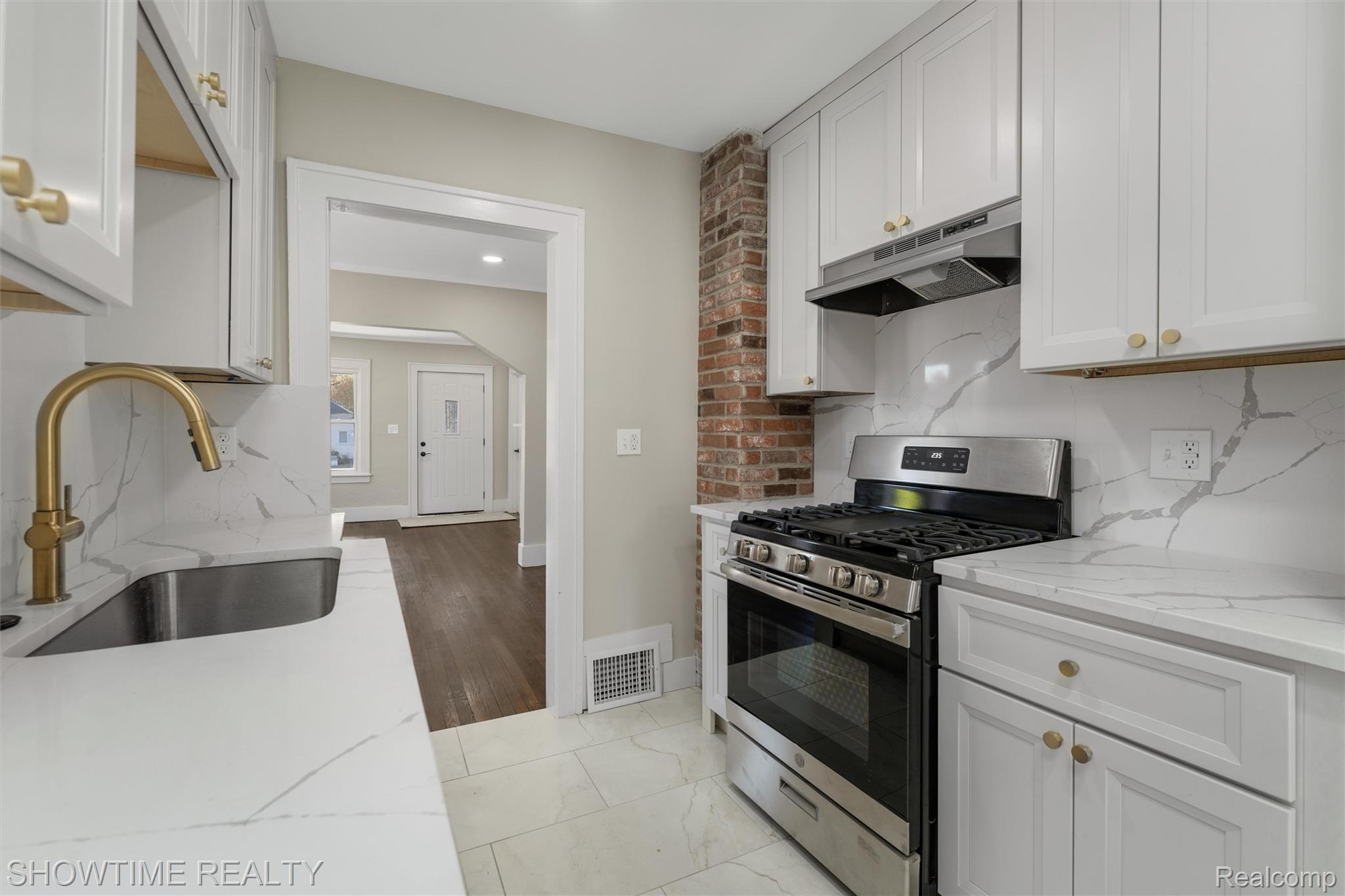 292 W Marshall Street