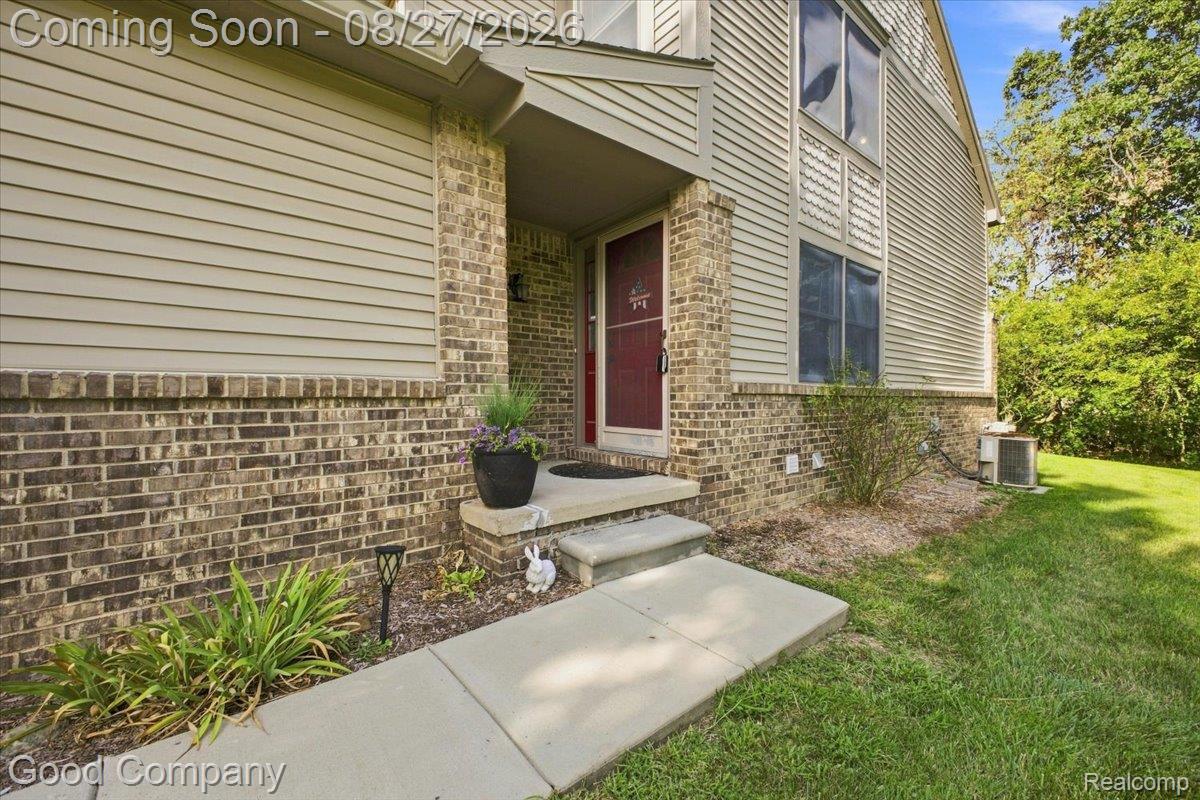45117 Coachman Court