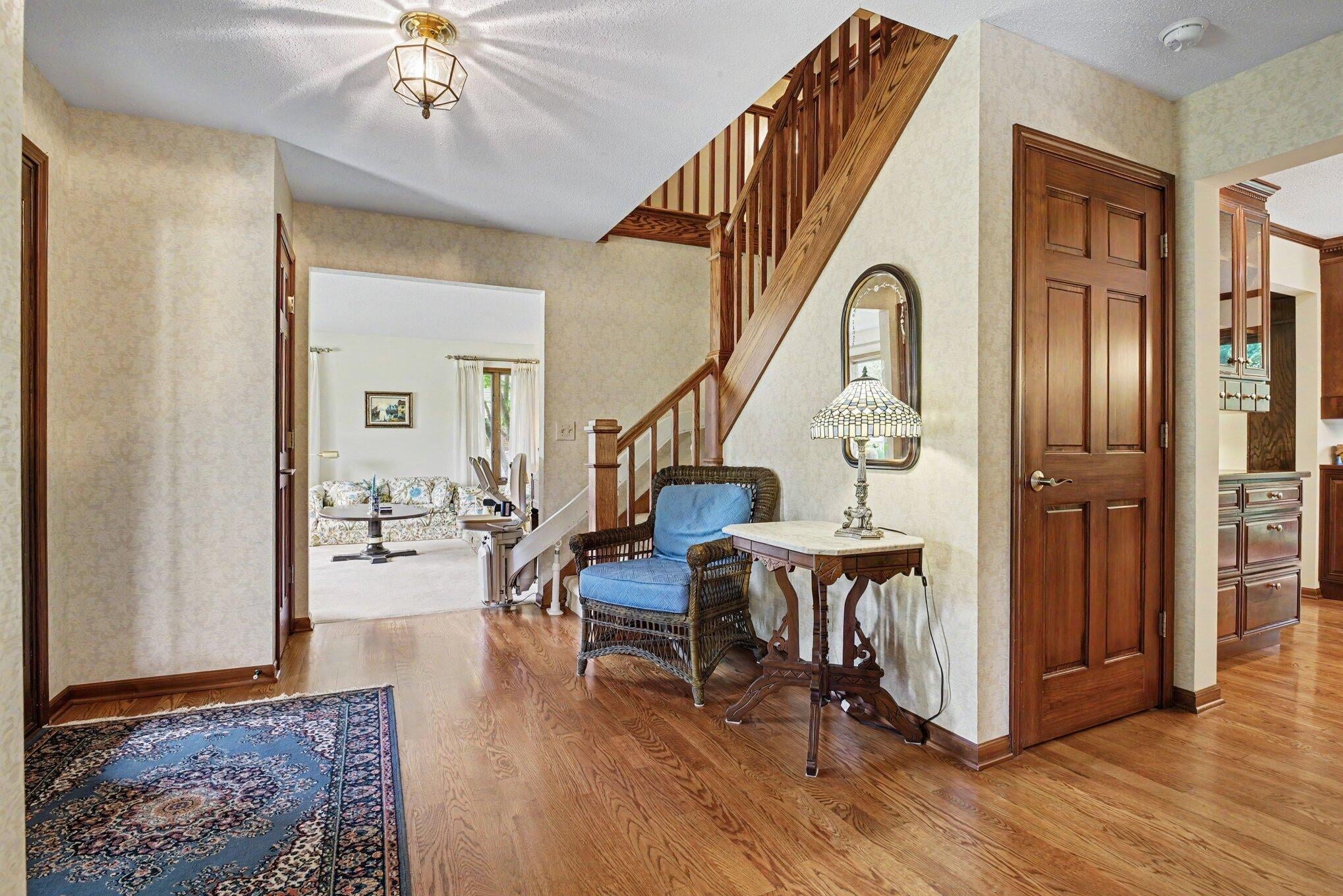 2616 Oakbrook Drive
