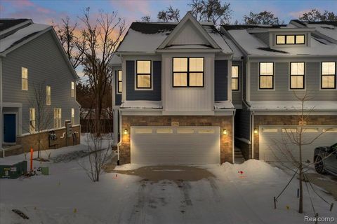 10790 Barrett Plymouth Charter Township MI 48170