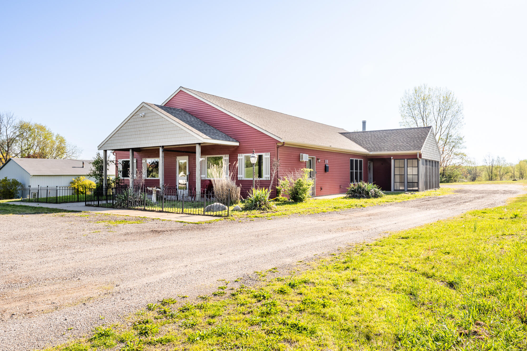 3251 Friday Road