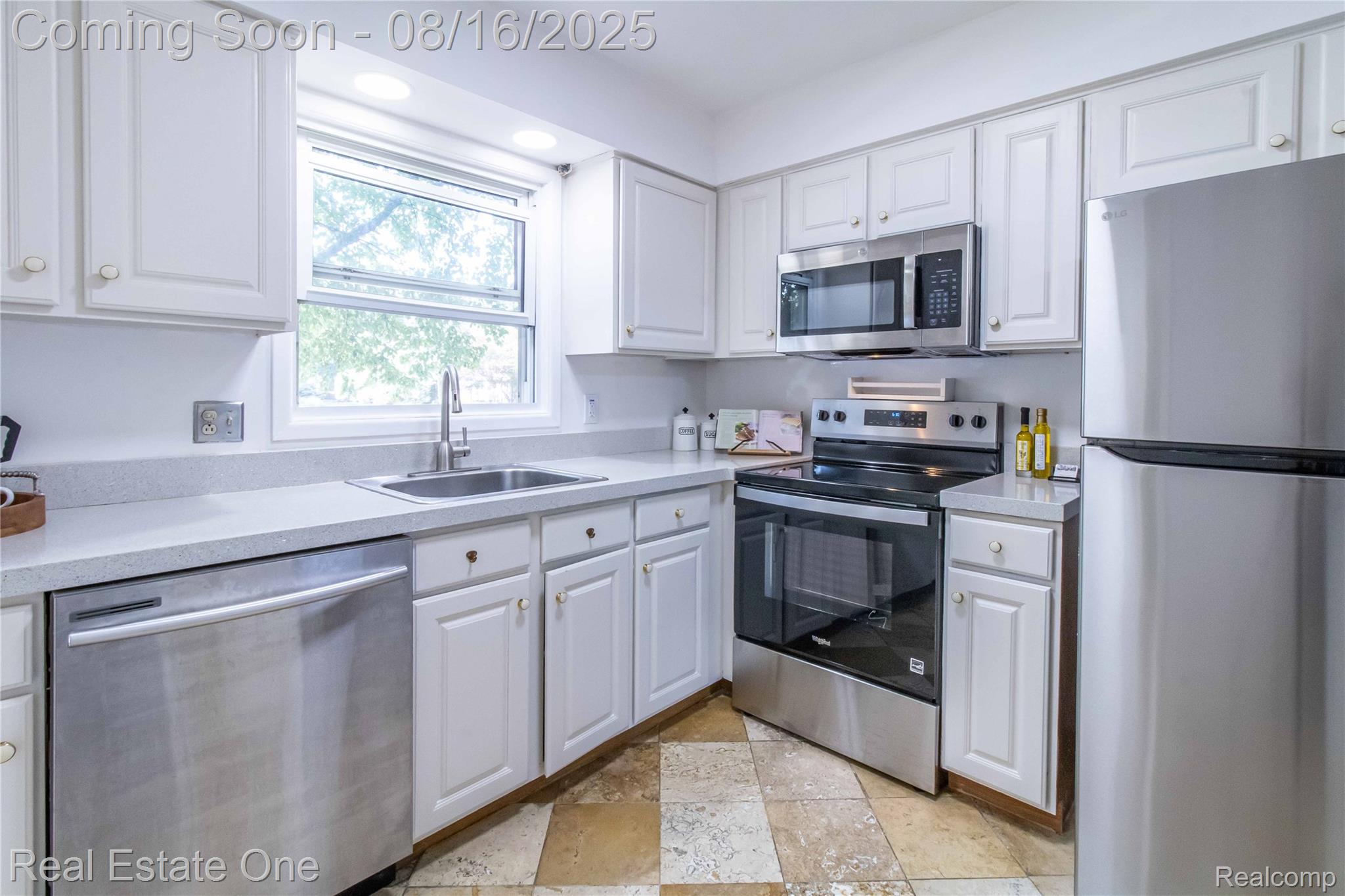 1704 Brentwood Drive