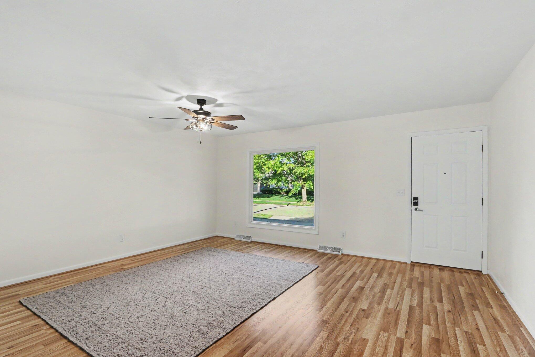34 Thorncroft Avenue