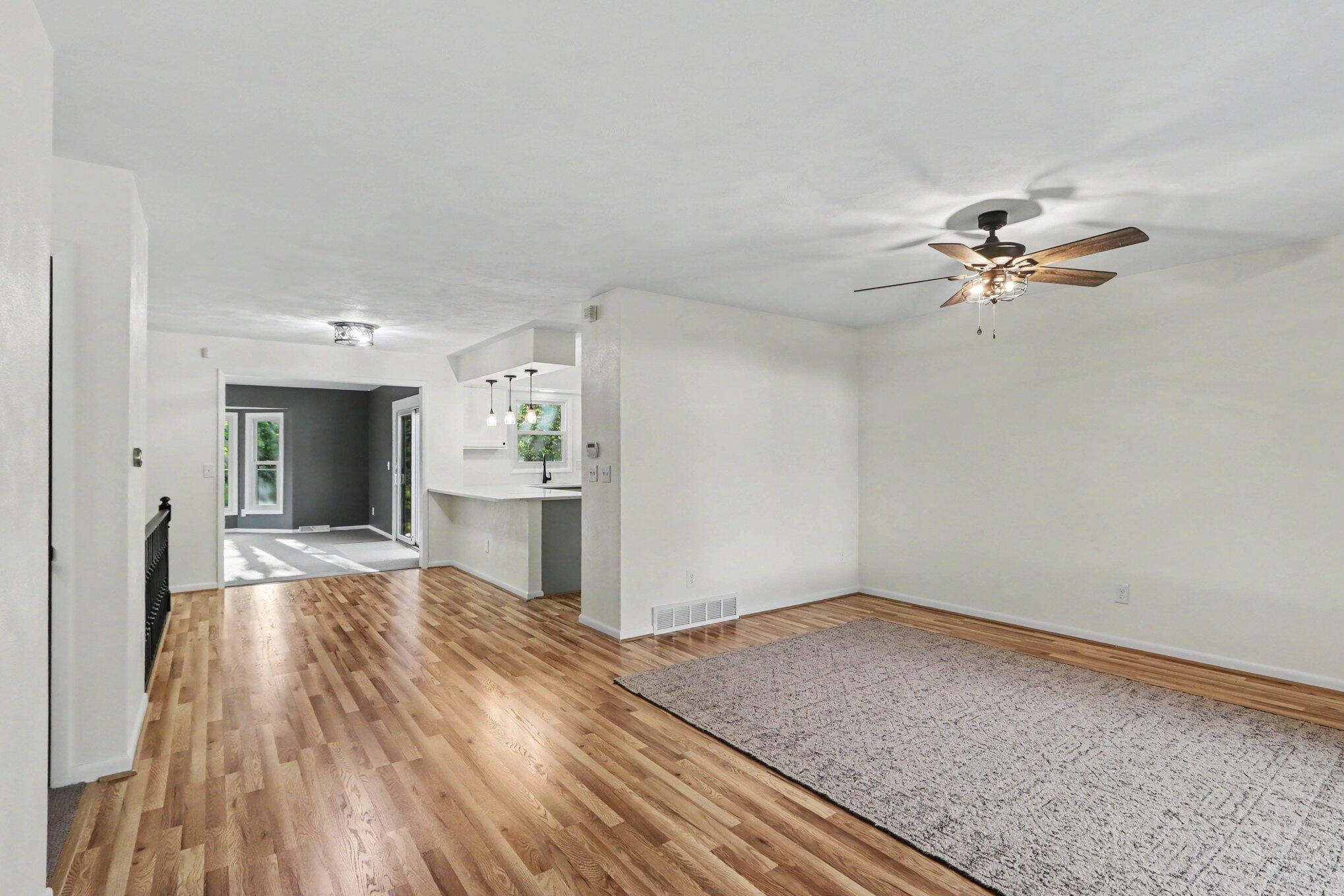 34 Thorncroft Avenue